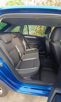 Skoda RAPID cena 40900 przebieg: 129490, rok produkcji 2018 z Wrocław małe 466